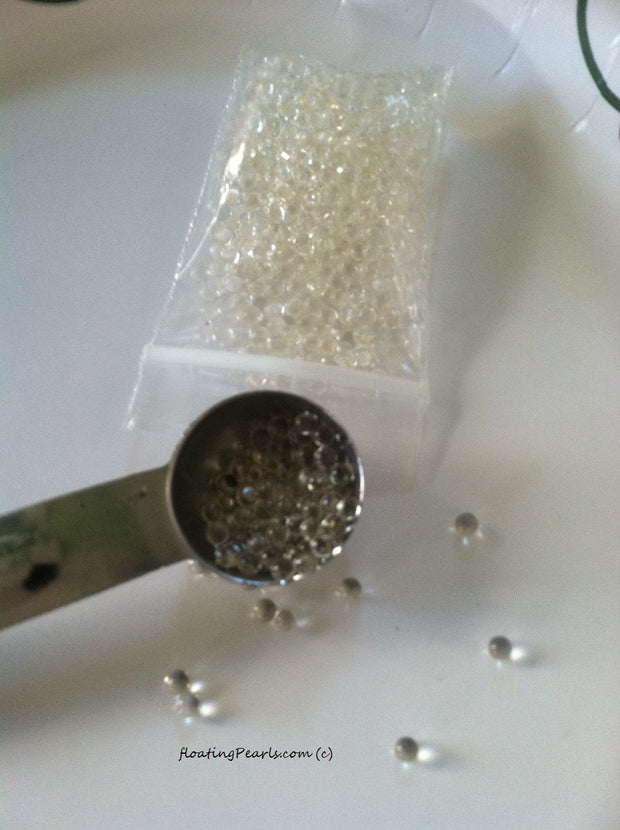 Transparent Water Gel Beads, Water absorbing gel beads Used To Float Pearls For Centerpieces - Vase Filler